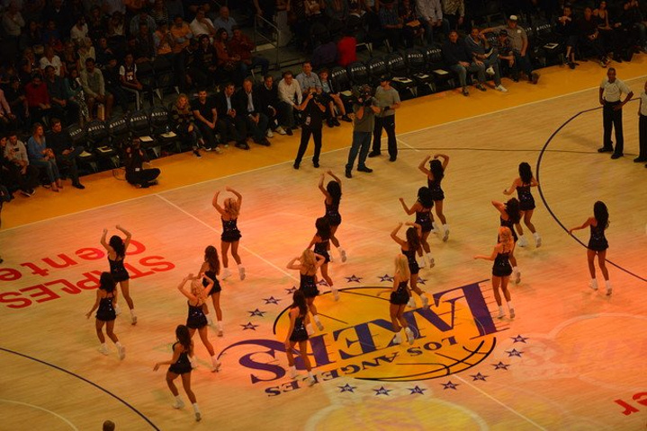 更是一个暂 更是一个暂